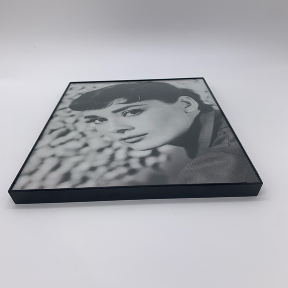 Audrey Hepburn Retro Vintage Celebrity Framed Magazine Print Wall Art - Picture 10 of 16